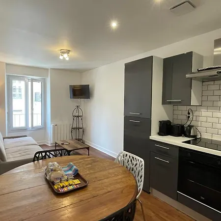 Aparthotel Central 3*