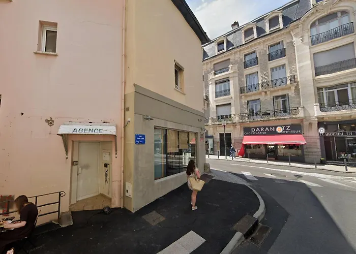 מלון דירות Central